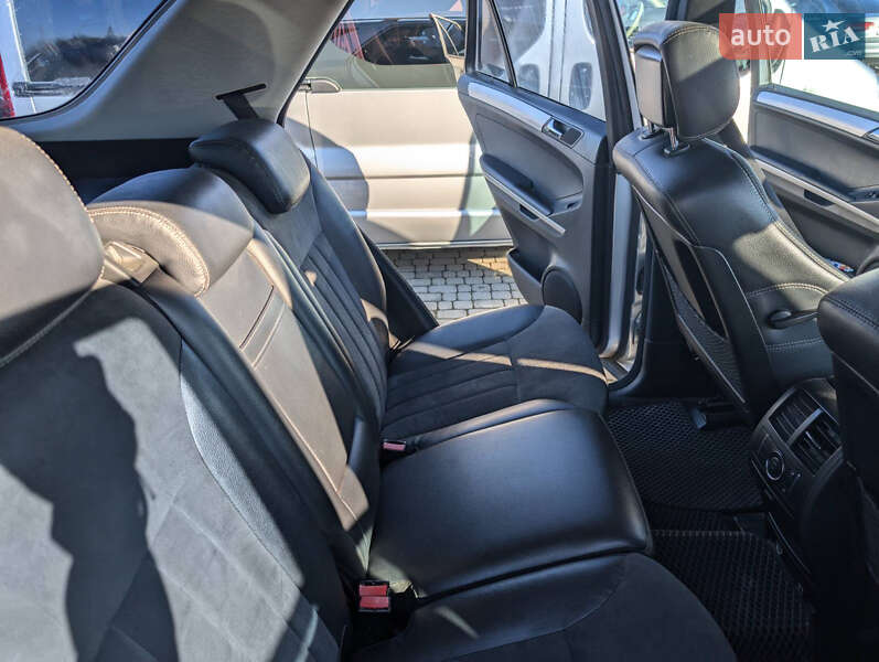 Позашляховик / Кросовер Mercedes-Benz M-Class 2005 в Чернівцях фото 8 Позашляховик / Кросовер Mercedes-Benz M-Class 2005 в Чернівцях