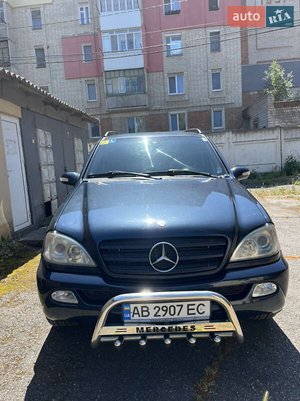 Внедорожник / Кроссовер Mercedes-Benz M-Class 2003 в Могилев-Подольске фото 3 Внедорожник / Кроссовер Mercedes-Benz M-Class 2003 в Могилев-Подольске