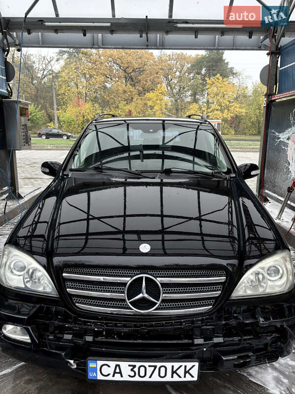 Mercedes-Benz M-Class 2003 Mercedes-Benz M-Class 2003