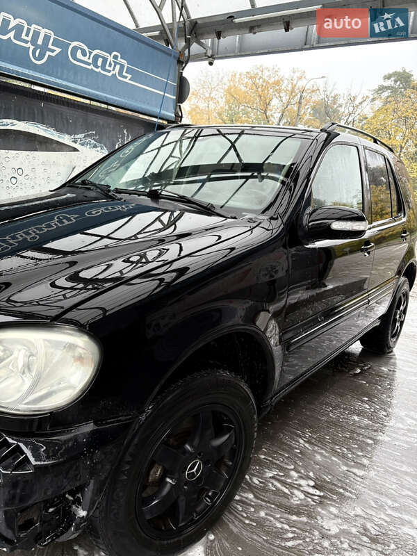 Позашляховик / Кросовер Mercedes-Benz M-Class 2003 в Черкасах