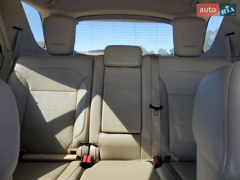 Внедорожник / Кроссовер Mercedes-Benz M-Class 2015 в Львове фото 10 Внедорожник / Кроссовер Mercedes-Benz M-Class 2015 в Львове