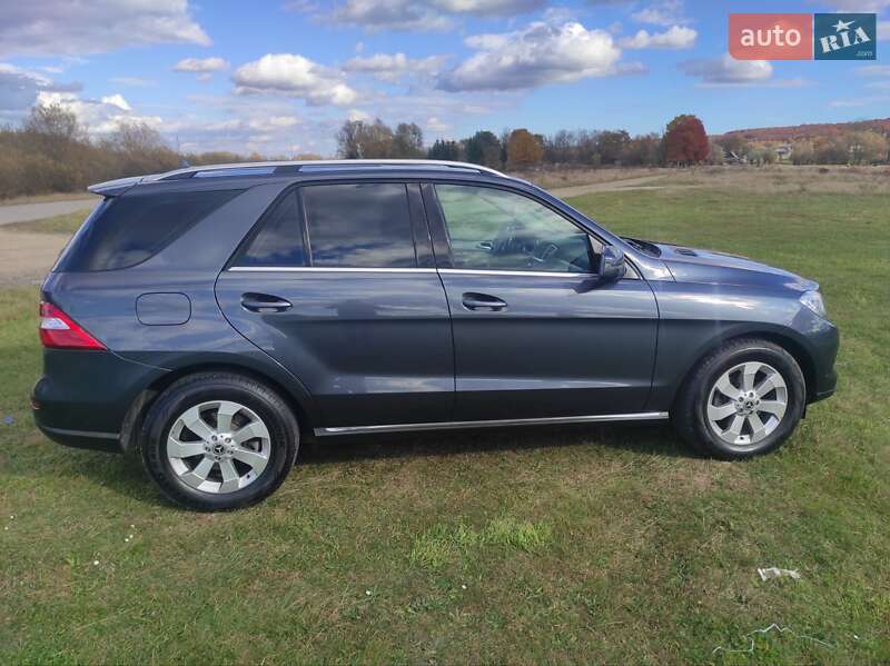 Позашляховик / Кросовер Mercedes-Benz M-Class 2013 в Калуші