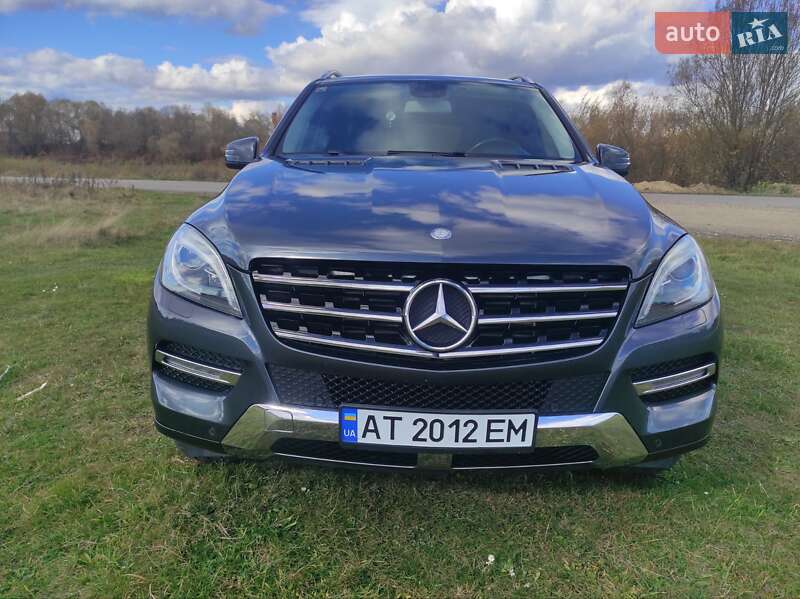 Позашляховик / Кросовер Mercedes-Benz M-Class 2013 в Калуші