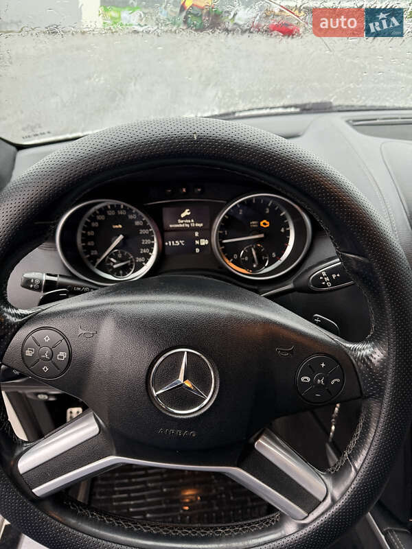 Внедорожник / Кроссовер Mercedes-Benz M-Class 2011 в Запорожье