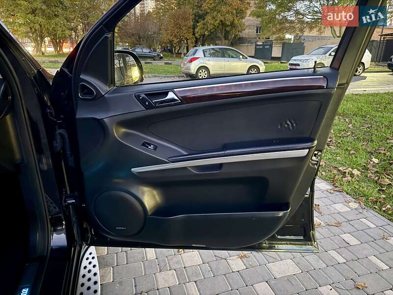 Внедорожник / Кроссовер Mercedes-Benz M-Class 2008 в Одессе фото 37 Внедорожник / Кроссовер Mercedes-Benz M-Class 2008 в Одессе