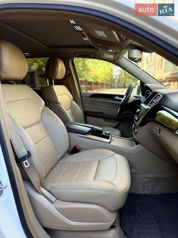 Позашляховик / Кросовер Mercedes-Benz M-Class 2013 в Рівному фото 18 Позашляховик / Кросовер Mercedes-Benz M-Class 2013 в Рівному