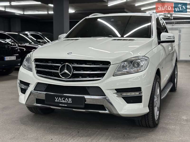 Внедорожник / Кроссовер Mercedes-Benz M-Class 2011 в Харькове