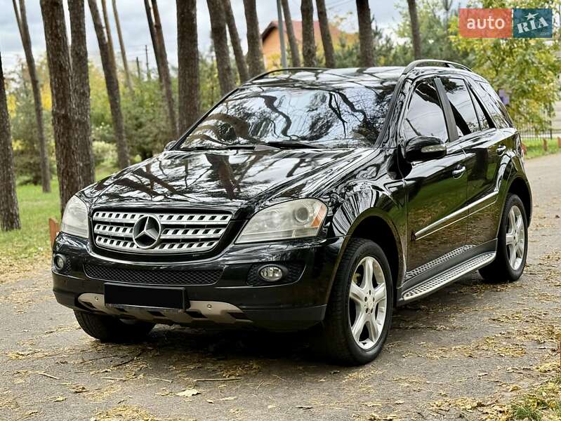 Mercedes-Benz M-Class 2009