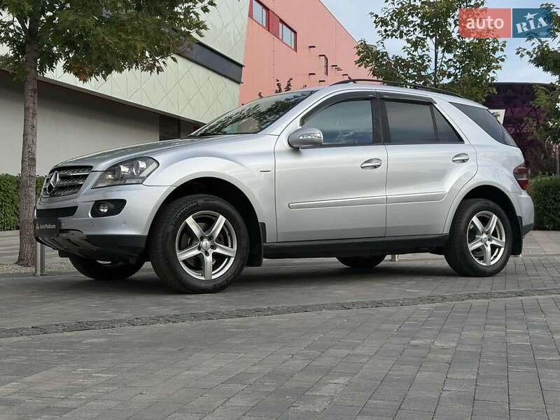 Внедорожник / Кроссовер Mercedes-Benz M-Class 2008 в Киеве фото 3 Внедорожник / Кроссовер Mercedes-Benz M-Class 2008 в Киеве