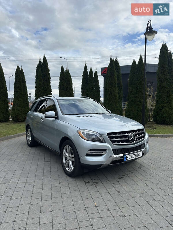 Внедорожник / Кроссовер Mercedes-Benz M-Class 2015 в Львове фото 4 Внедорожник / Кроссовер Mercedes-Benz M-Class 2015 в Львове