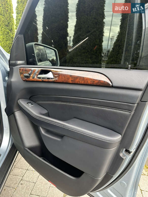 Внедорожник / Кроссовер Mercedes-Benz M-Class 2015 в Львове фото 13 Внедорожник / Кроссовер Mercedes-Benz M-Class 2015 в Львове
