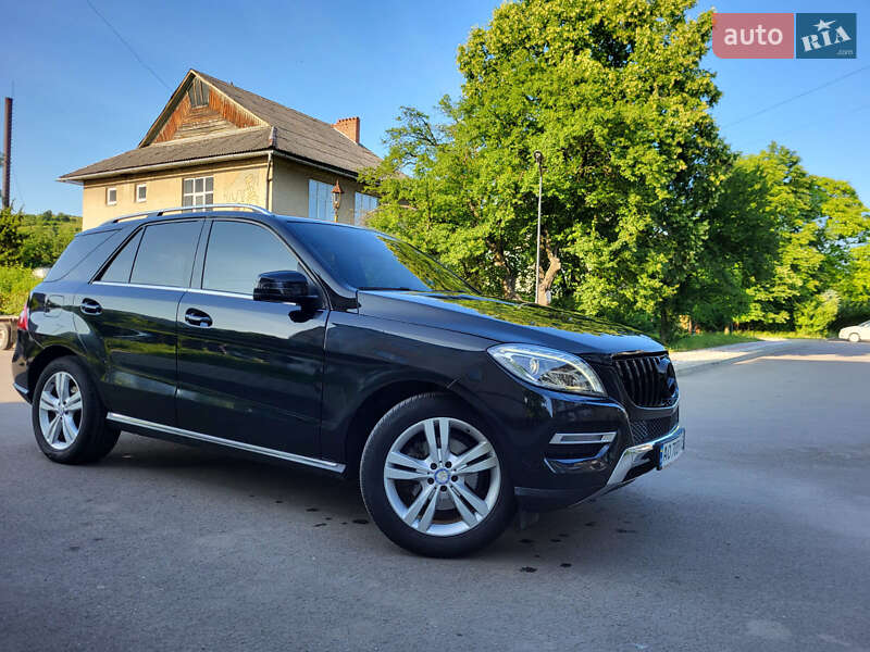 Mercedes-Benz M-Class 2015