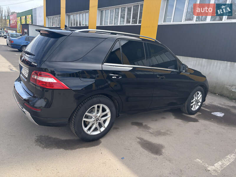Внедорожник / Кроссовер Mercedes-Benz M-Class 2014 в Чернигове фото 3 Внедорожник / Кроссовер Mercedes-Benz M-Class 2014 в Чернигове