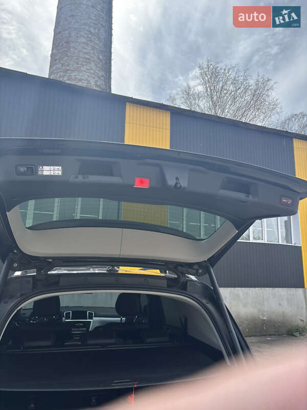 Внедорожник / Кроссовер Mercedes-Benz M-Class 2014 в Чернигове фото 9 Внедорожник / Кроссовер Mercedes-Benz M-Class 2014 в Чернигове