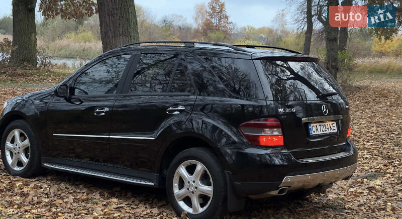 Позашляховик / Кросовер Mercedes-Benz M-Class 2007 в Золотоноші