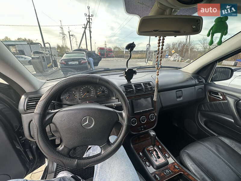 Внедорожник / Кроссовер Mercedes-Benz M-Class 2003 в Буче