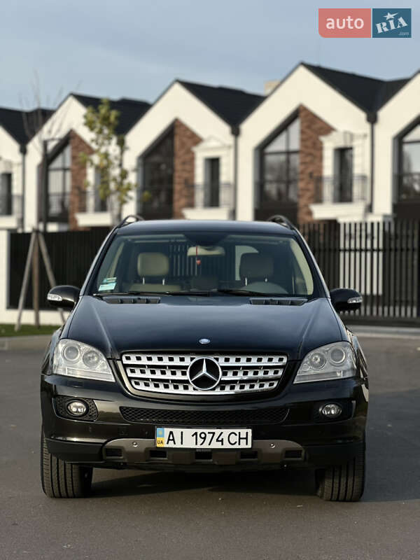Mercedes-Benz M-Class 2006