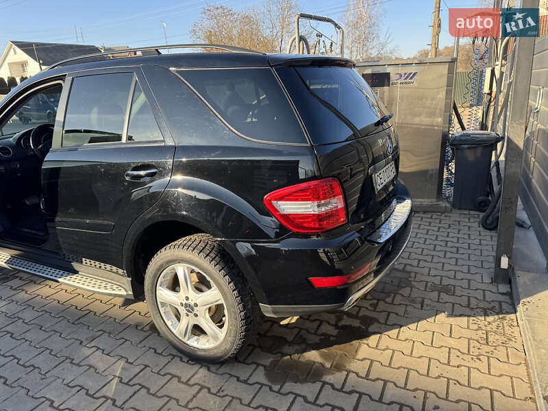 Позашляховик / Кросовер Mercedes-Benz M-Class 2009 в Заставній фото 24 Позашляховик / Кросовер Mercedes-Benz M-Class 2009 в Заставній