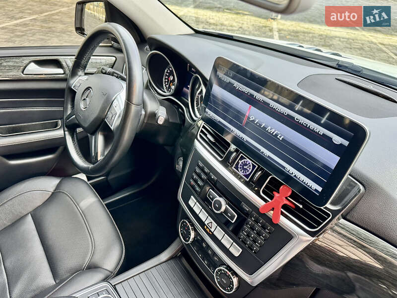 Позашляховик / Кросовер Mercedes-Benz M-Class 2013 в Львові фото 93 Позашляховик / Кросовер Mercedes-Benz M-Class 2013 в Львові