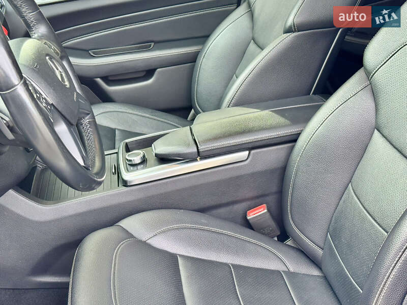 Позашляховик / Кросовер Mercedes-Benz M-Class 2013 в Львові фото 83 Позашляховик / Кросовер Mercedes-Benz M-Class 2013 в Львові