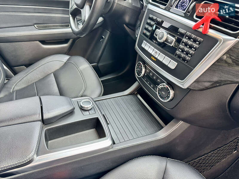 Позашляховик / Кросовер Mercedes-Benz M-Class 2013 в Львові фото 94 Позашляховик / Кросовер Mercedes-Benz M-Class 2013 в Львові
