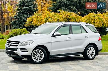 Позашляховик / Кросовер Mercedes-Benz M-Class 2013 в Дніпрі