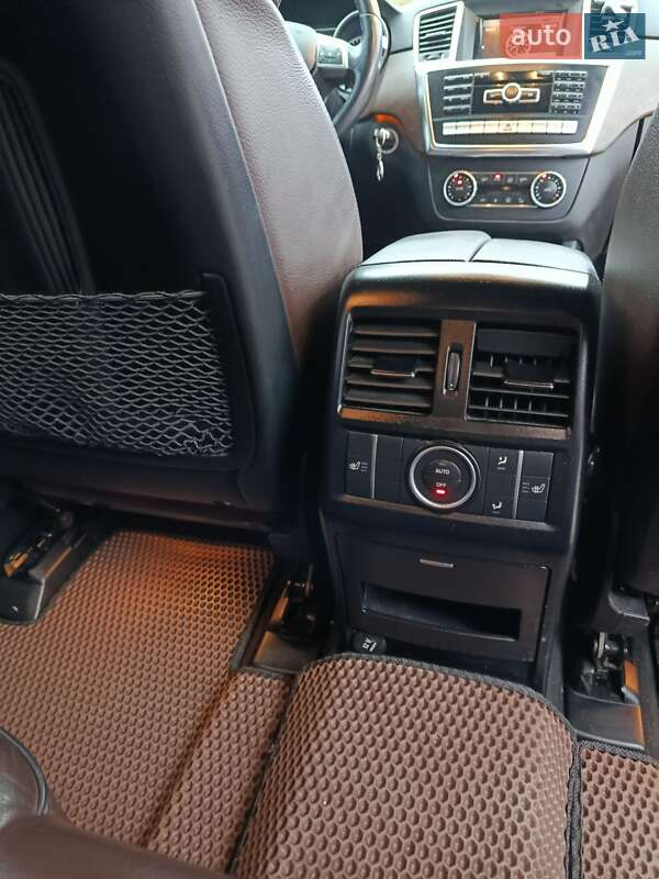 Внедорожник / Кроссовер Mercedes-Benz M-Class 2013 в Киеве фото 33 Внедорожник / Кроссовер Mercedes-Benz M-Class 2013 в Киеве