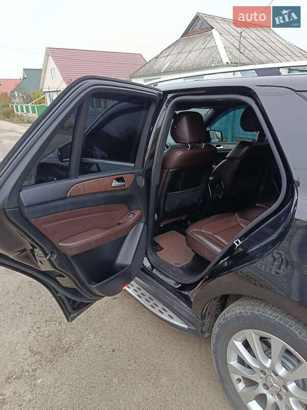 Внедорожник / Кроссовер Mercedes-Benz M-Class 2013 в Киеве фото 43 Внедорожник / Кроссовер Mercedes-Benz M-Class 2013 в Киеве