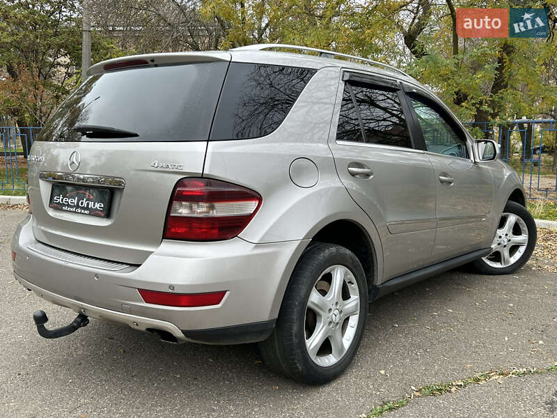 Внедорожник / Кроссовер Mercedes-Benz M-Class 2010 в Николаеве фото 6 Внедорожник / Кроссовер Mercedes-Benz M-Class 2010 в Николаеве
