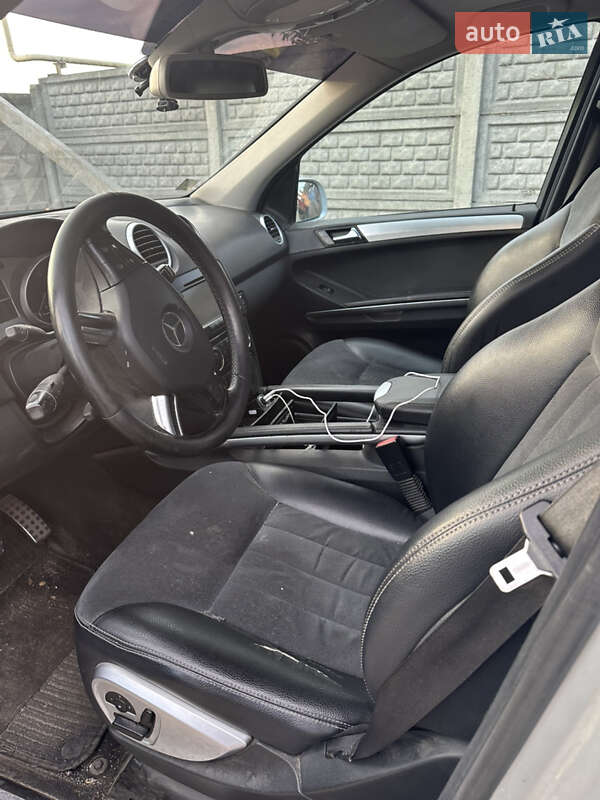 Позашляховик / Кросовер Mercedes-Benz M-Class 2005 в Дніпрі