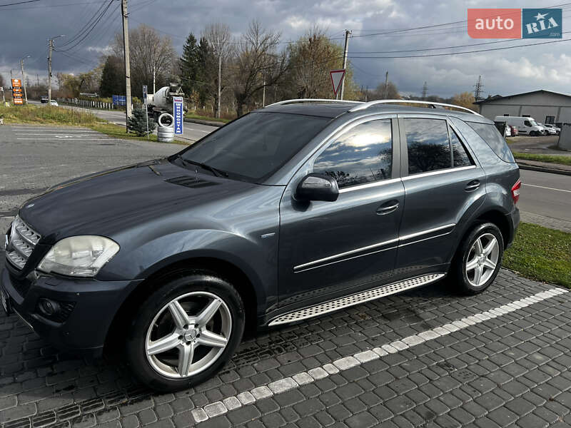 Внедорожник / Кроссовер Mercedes-Benz M-Class 2010 в Трускавце фото 5 Внедорожник / Кроссовер Mercedes-Benz M-Class 2010 в Трускавце