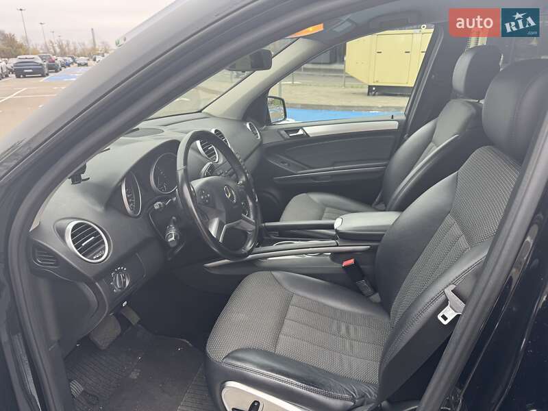 Позашляховик / Кросовер Mercedes-Benz M-Class 2011 в Києві