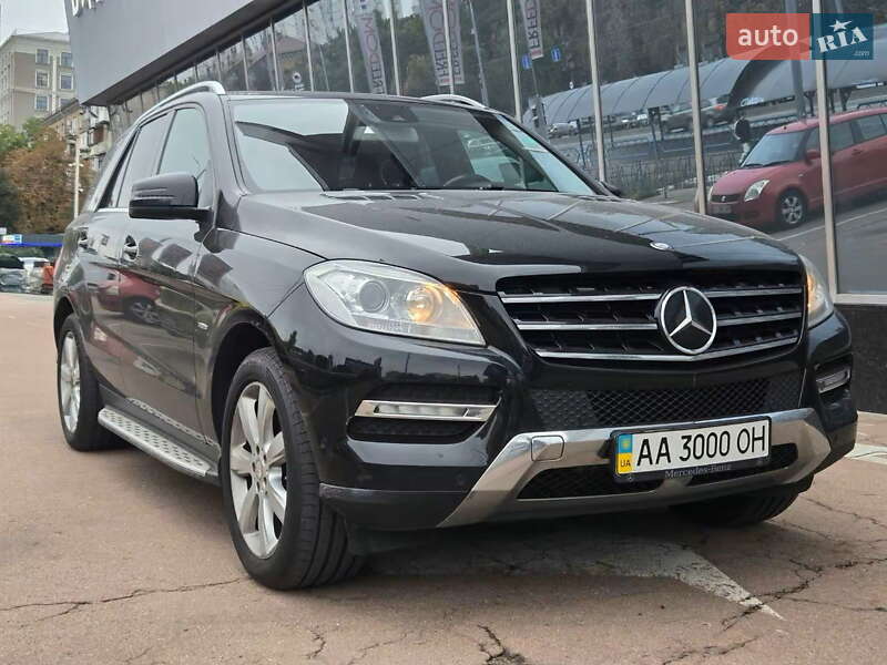 Mercedes-Benz M-Class 2013 Mercedes-Benz M-Class 2013