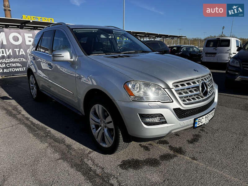 Внедорожник / Кроссовер Mercedes-Benz M-Class 2010 в Львове фото 7 Внедорожник / Кроссовер Mercedes-Benz M-Class 2010 в Львове