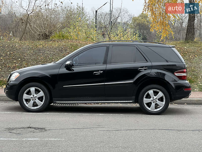 Внедорожник / Кроссовер Mercedes-Benz M-Class 2008 в Киеве