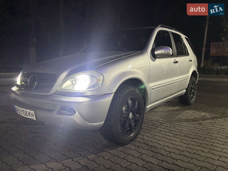 Внедорожник / Кроссовер Mercedes-Benz M-Class 2003 в Киеве