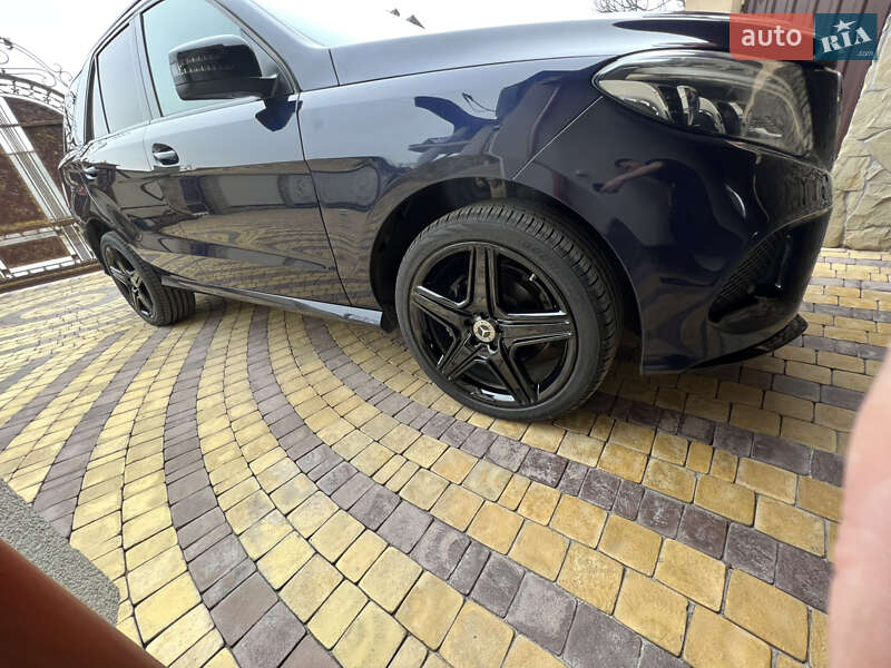 Позашляховик / Кросовер Mercedes-Benz M-Class 2015 в Львові