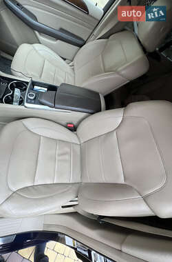 Внедорожник / Кроссовер Mercedes-Benz M-Class 2015 в Львове