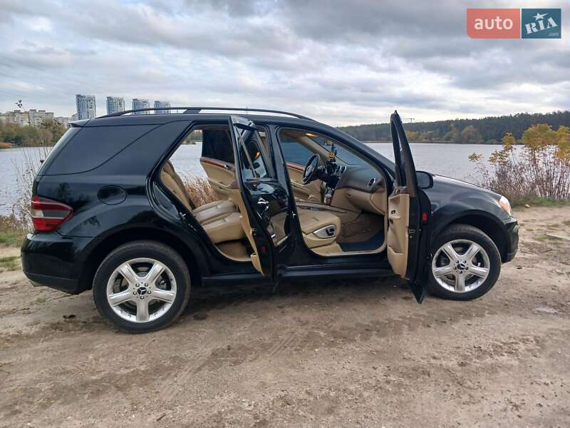 Внедорожник / Кроссовер Mercedes-Benz M-Class 2008 в Киеве