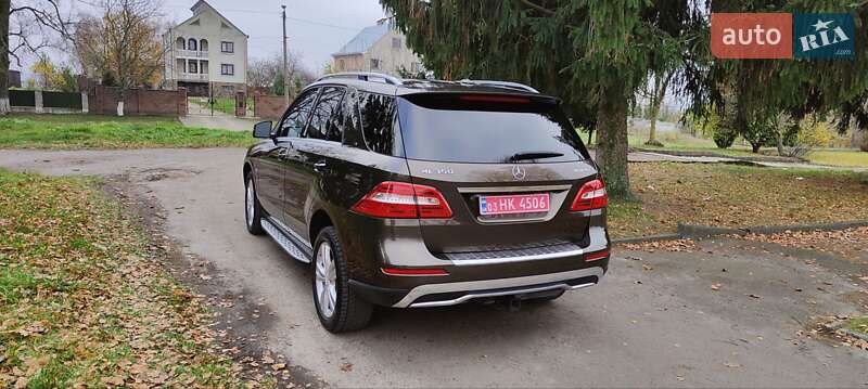 Позашляховик / Кросовер Mercedes-Benz M-Class 2012 в Дубні фото 4 Позашляховик / Кросовер Mercedes-Benz M-Class 2012 в Дубні