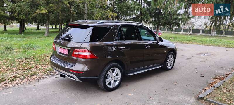 Позашляховик / Кросовер Mercedes-Benz M-Class 2012 в Дубні фото 9 Позашляховик / Кросовер Mercedes-Benz M-Class 2012 в Дубні