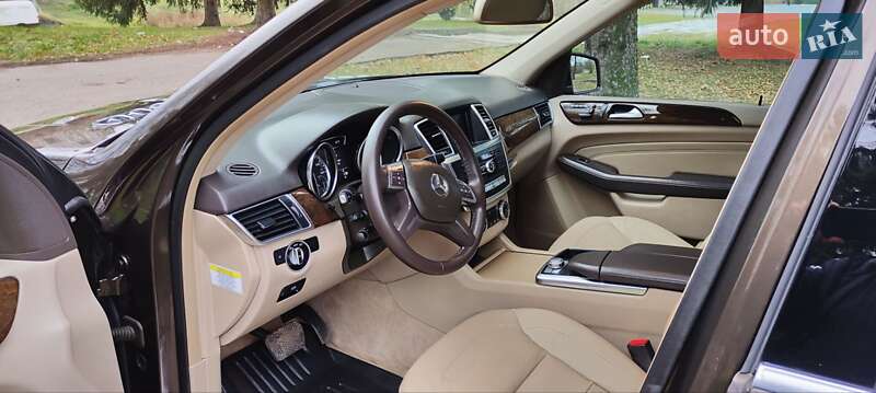 Позашляховик / Кросовер Mercedes-Benz M-Class 2012 в Дубні фото 37 Позашляховик / Кросовер Mercedes-Benz M-Class 2012 в Дубні
