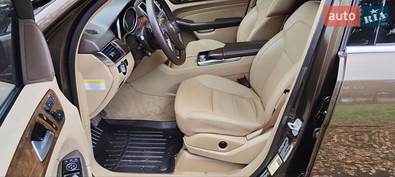 Позашляховик / Кросовер Mercedes-Benz M-Class 2012 в Дубні фото 49 Позашляховик / Кросовер Mercedes-Benz M-Class 2012 в Дубні