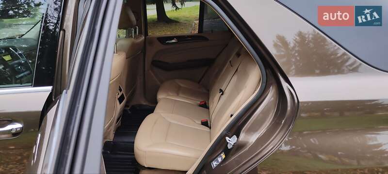 Позашляховик / Кросовер Mercedes-Benz M-Class 2012 в Дубні фото 57 Позашляховик / Кросовер Mercedes-Benz M-Class 2012 в Дубні