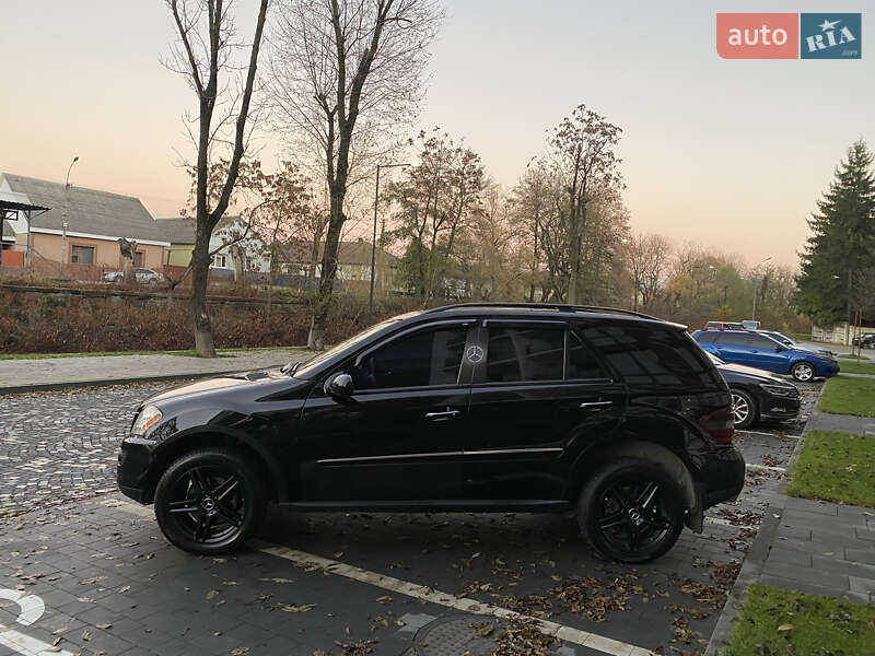 Внедорожник / Кроссовер Mercedes-Benz M-Class 2008 в Сваляве