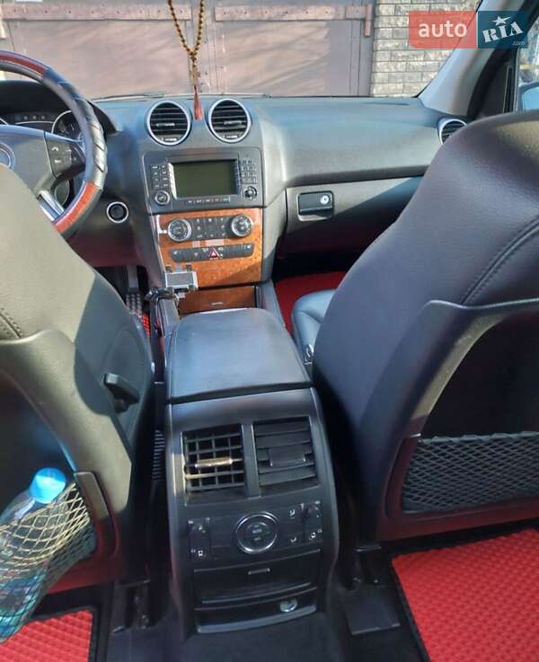 Внедорожник / Кроссовер Mercedes-Benz M-Class 2007 в Кривом Роге