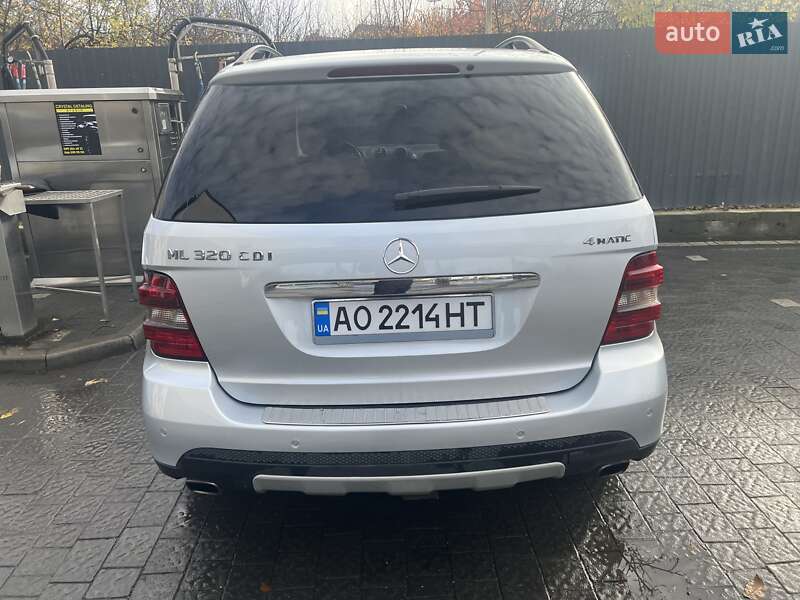 Внедорожник / Кроссовер Mercedes-Benz M-Class 2007 в Ужгороде фото 5 Внедорожник / Кроссовер Mercedes-Benz M-Class 2007 в Ужгороде