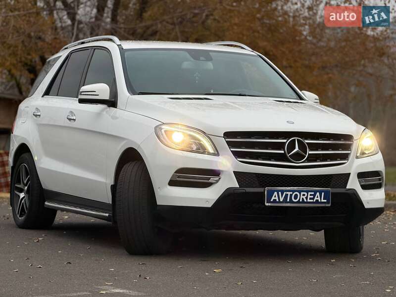 Позашляховик / Кросовер Mercedes-Benz M-Class 2013 в Кривому Розі