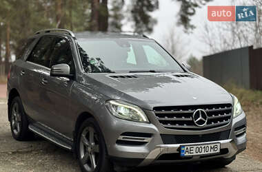 Внедорожник / Кроссовер Mercedes-Benz M-Class 2014 в Киеве