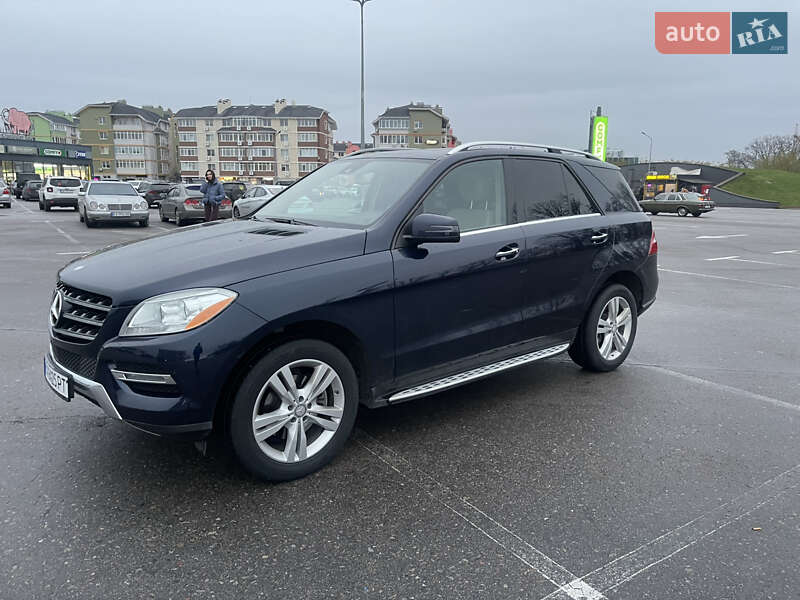 Внедорожник / Кроссовер Mercedes-Benz M-Class 2015 в Киеве